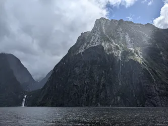 NZ2022_1812.jpg