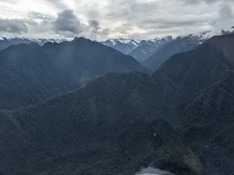 NZ2022_1405.jpg